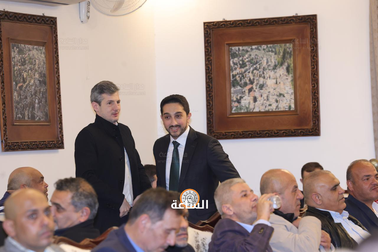 Madar Al-Saa Images 0.3197697704284176