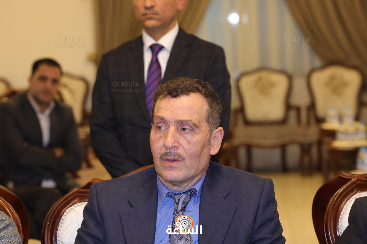 Madar Al-Saa Images 0.4483171160064754