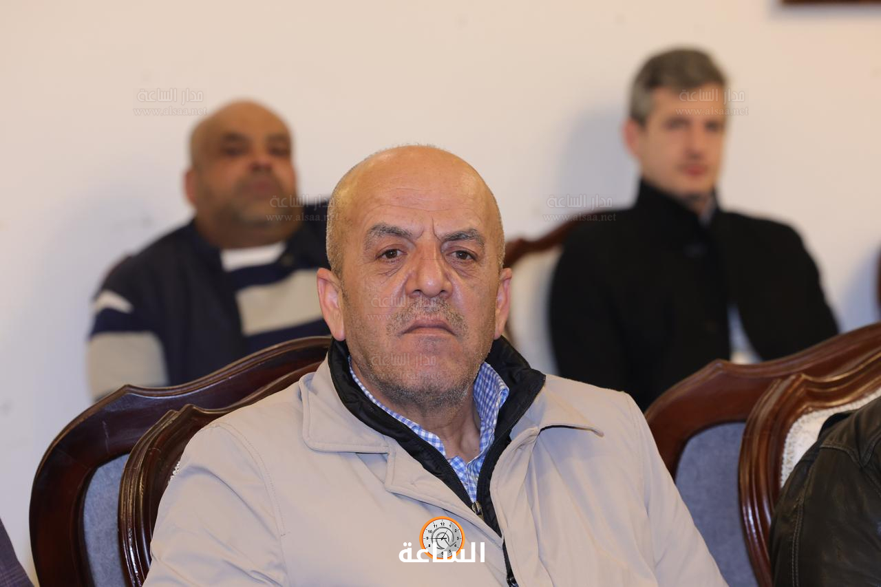 Madar Al-Saa Images 0.4804690756210177