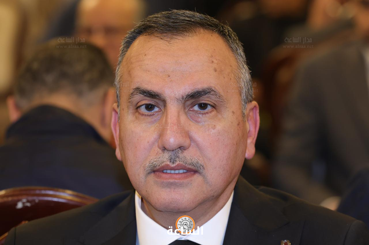 Madar Al-Saa Images 0.5527021770849673