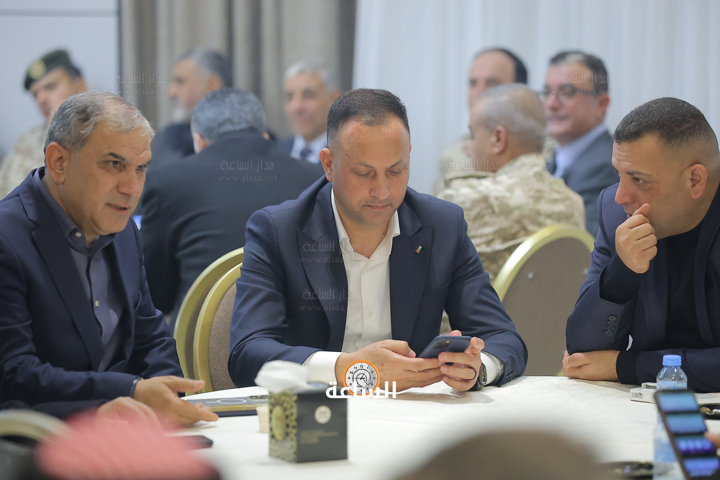 Madar Al-Saa Images 0.03612376117498195