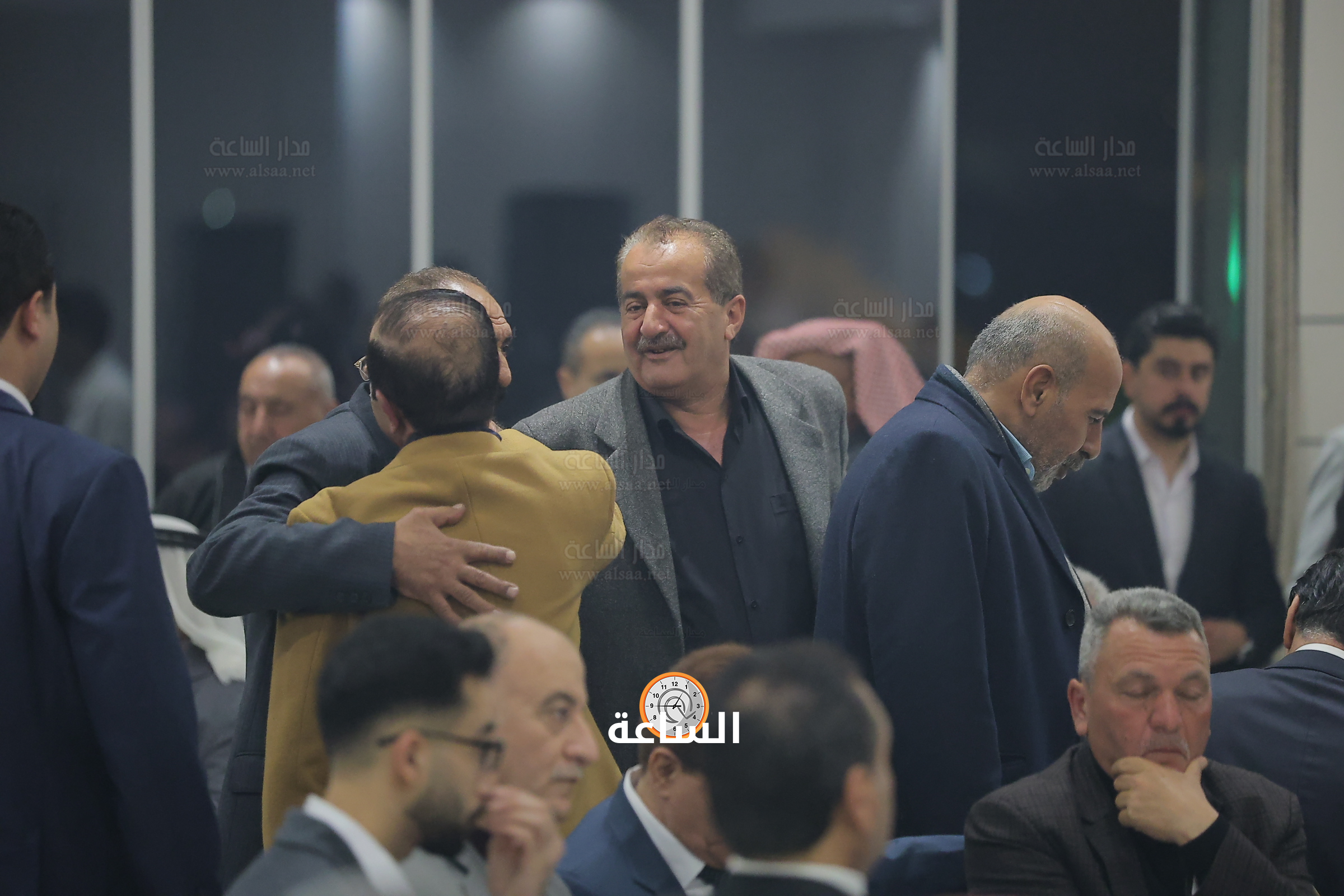 Madar Al-Saa Images 0.2538632604328642