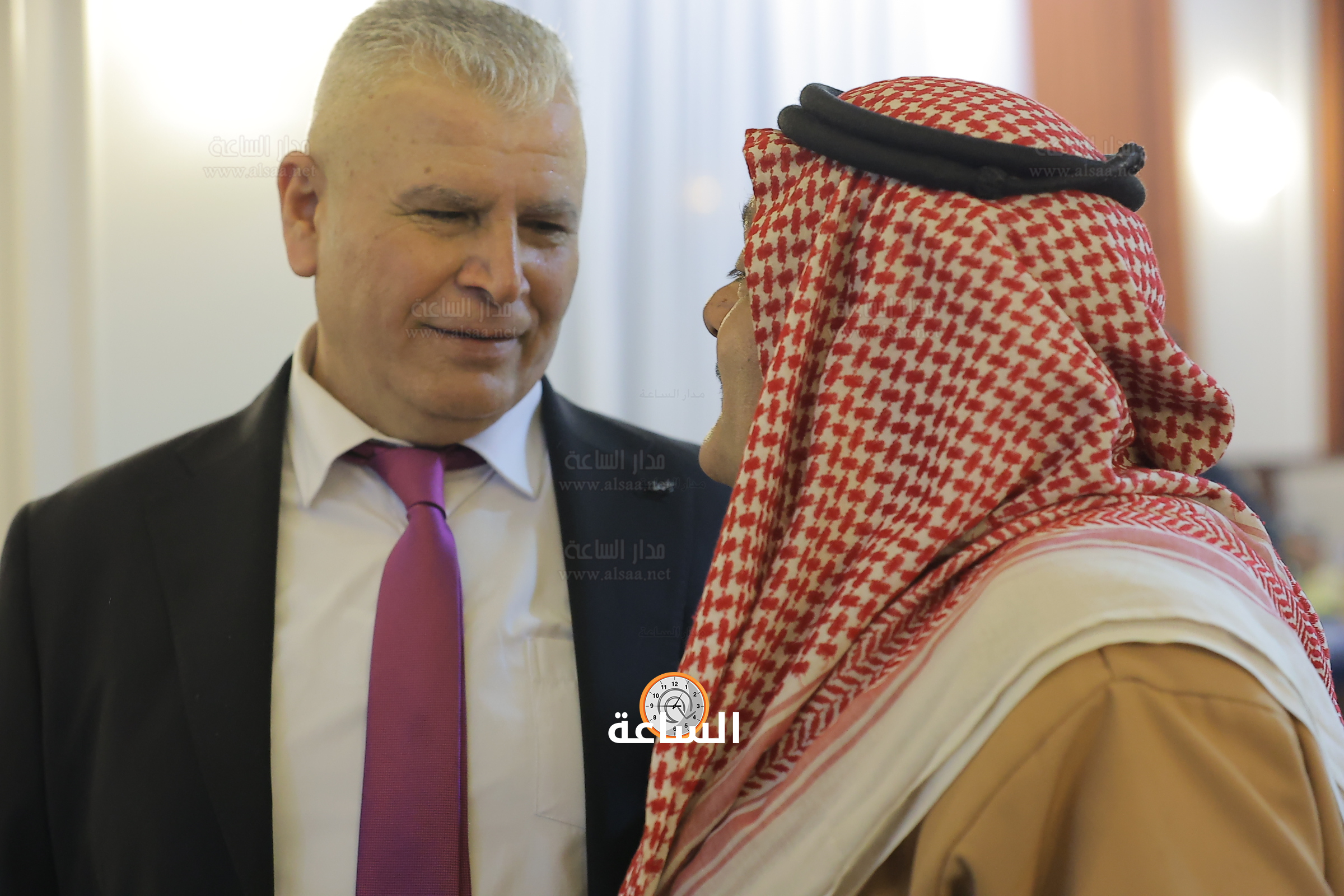 Madar Al-Saa Images 0.9269792433884722