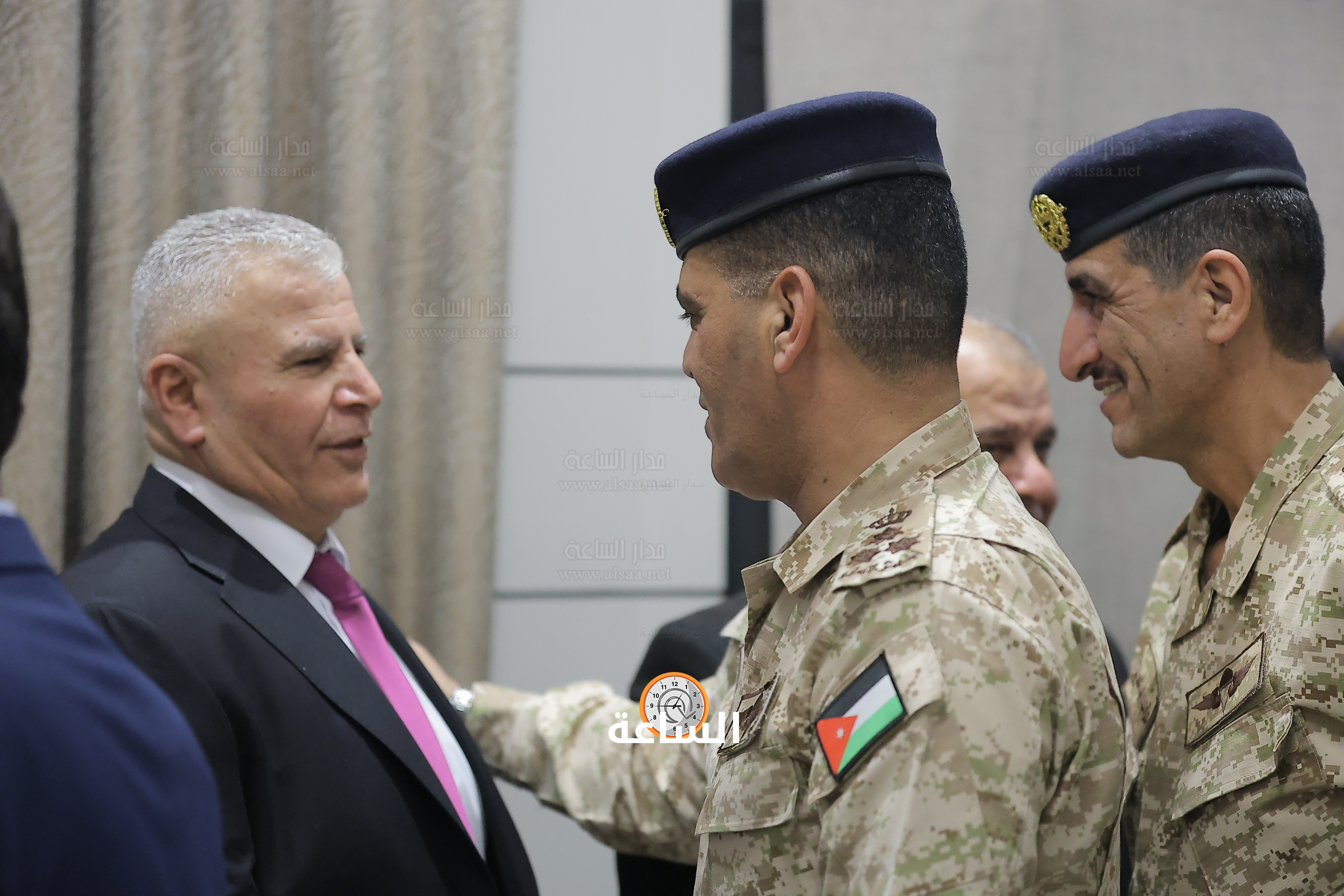 Madar Al-Saa Images 0.6686381283084195