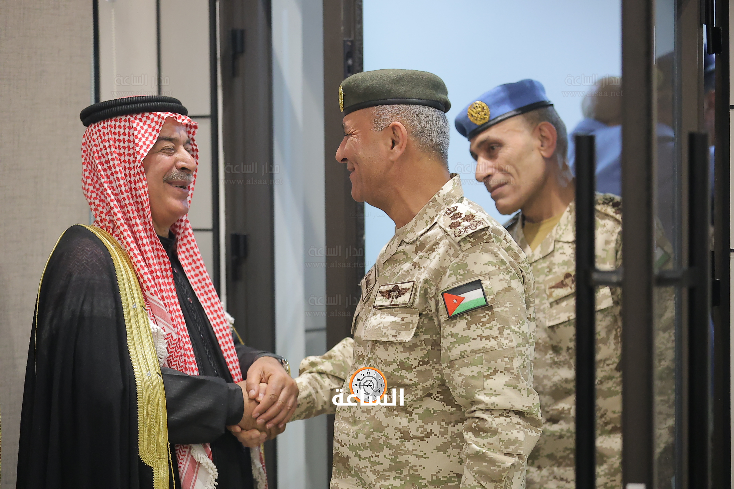 Madar Al-Saa Images 0.9933860472177277