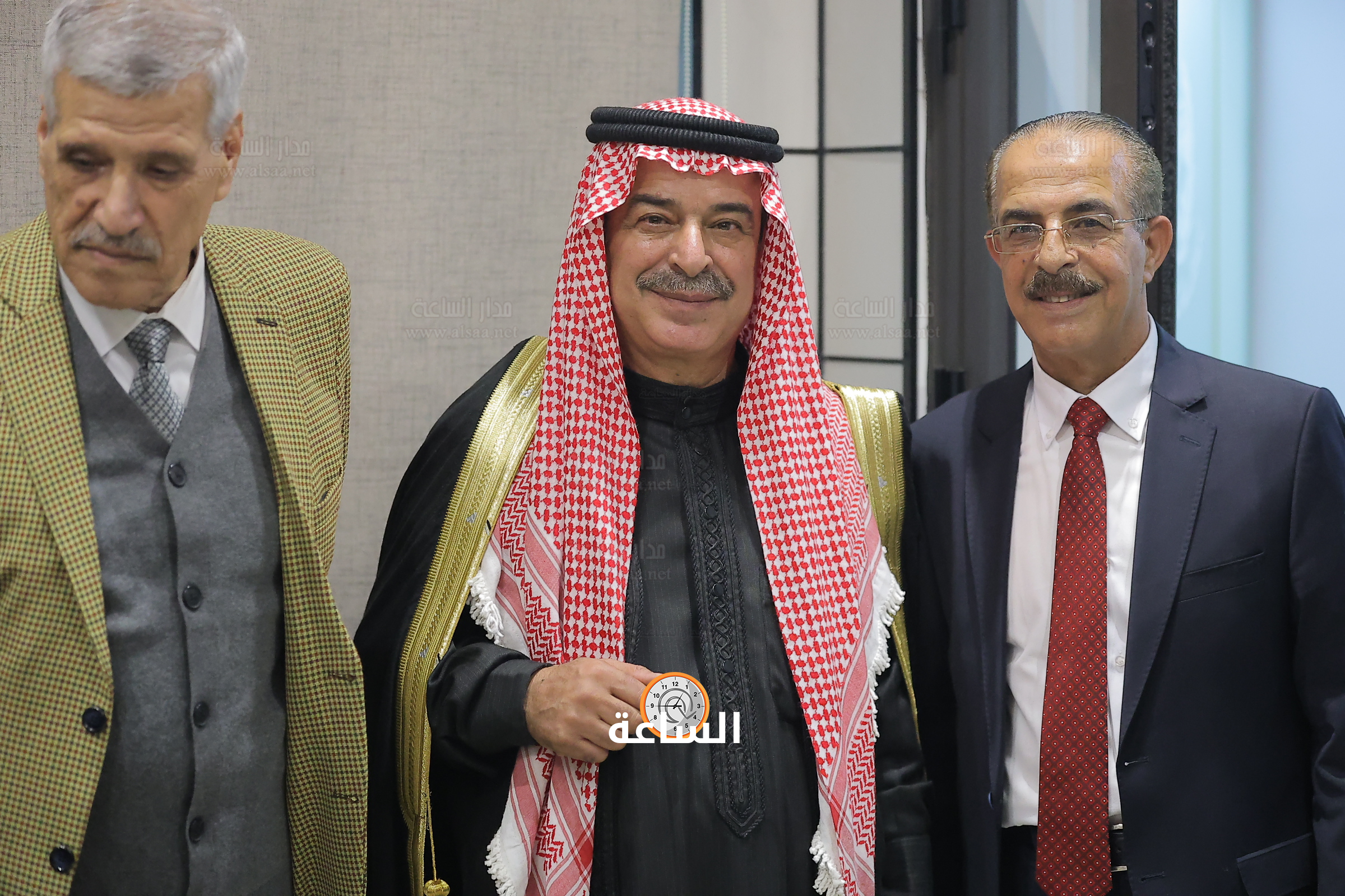 Madar Al-Saa Images 0.1971759303048991