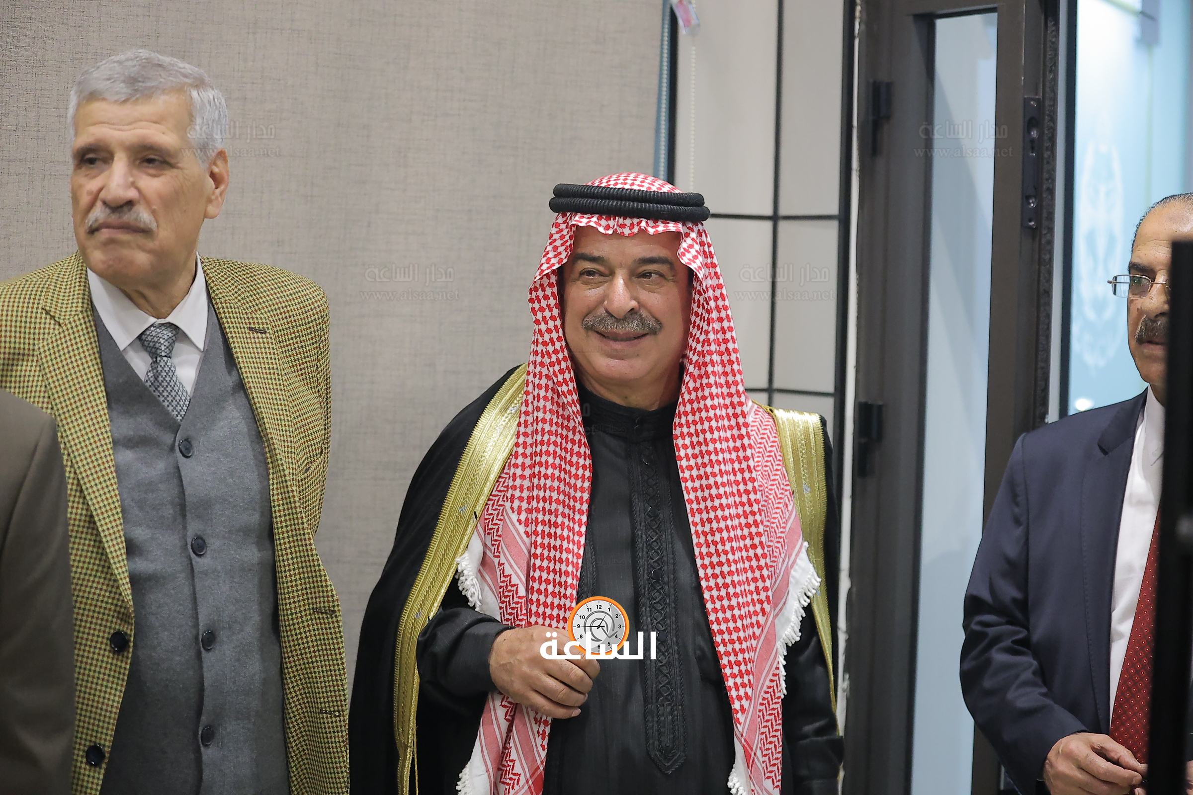 Madar Al-Saa Images 0.0008879463087068107