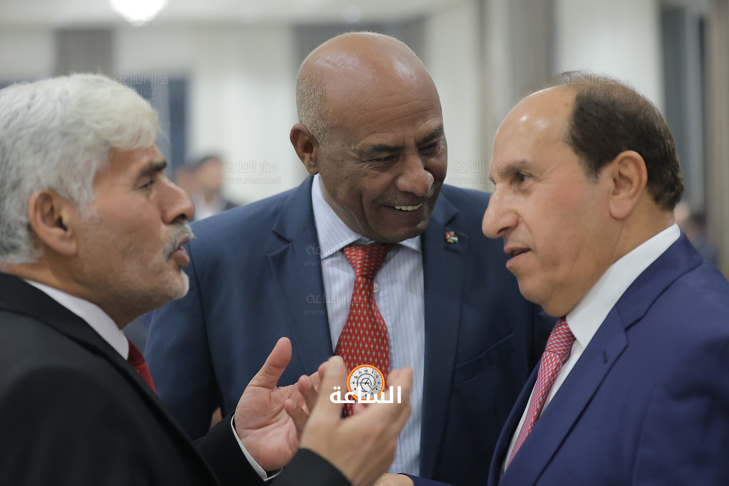 Madar Al-Saa Images 0.22593315192488939