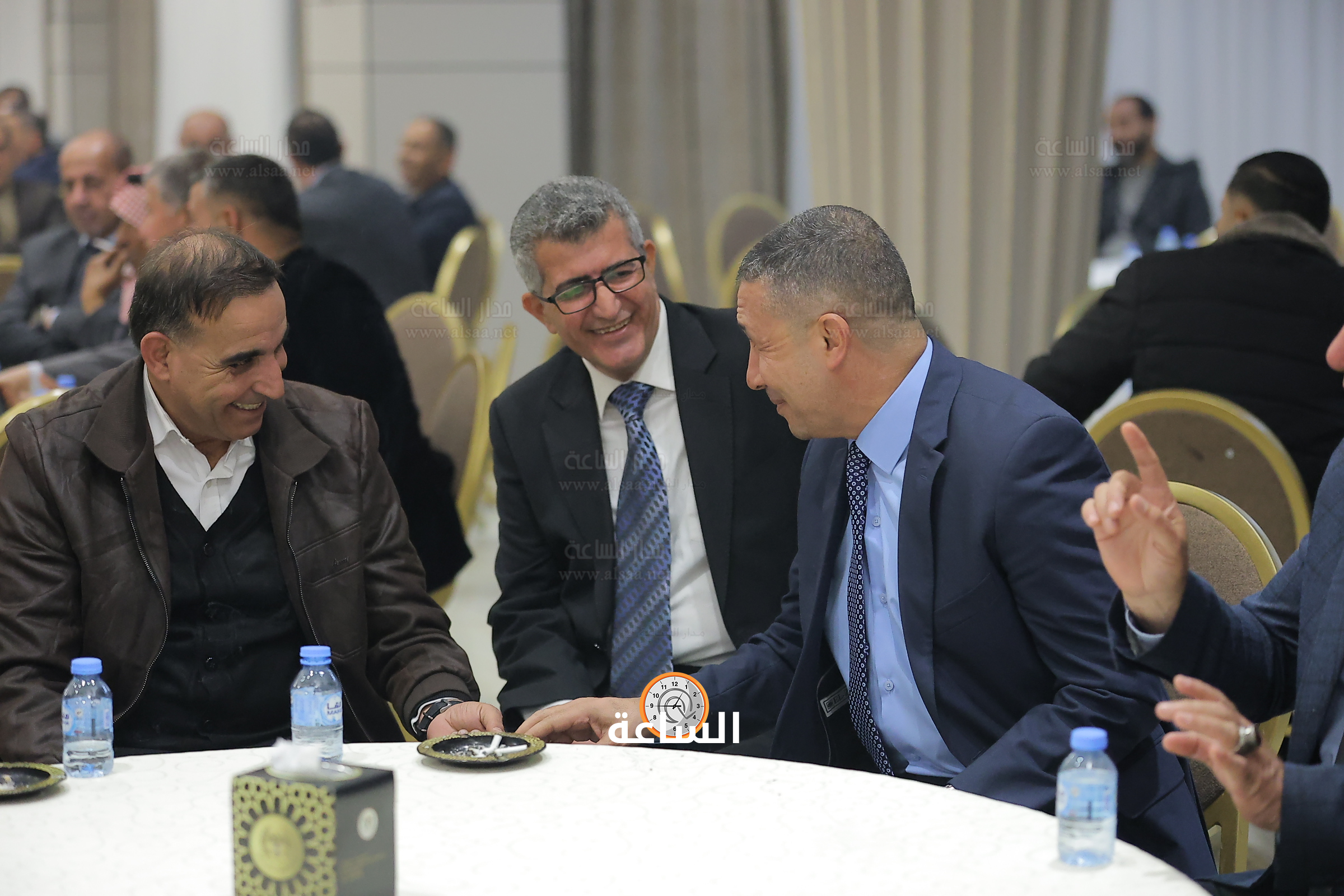 Madar Al-Saa Images 0.4044584780039333