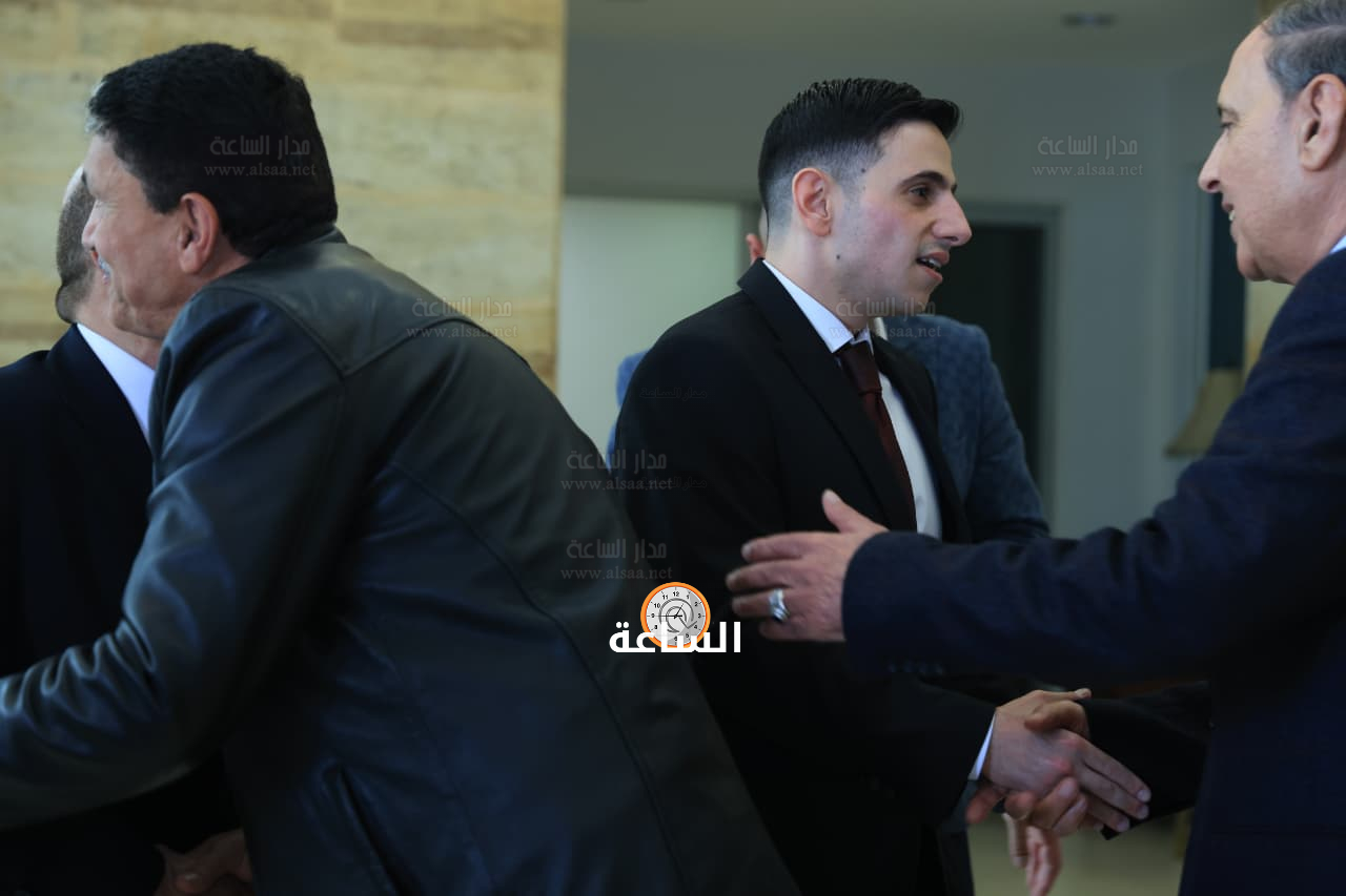 Madar Al-Saa Images 0.1686472510436514