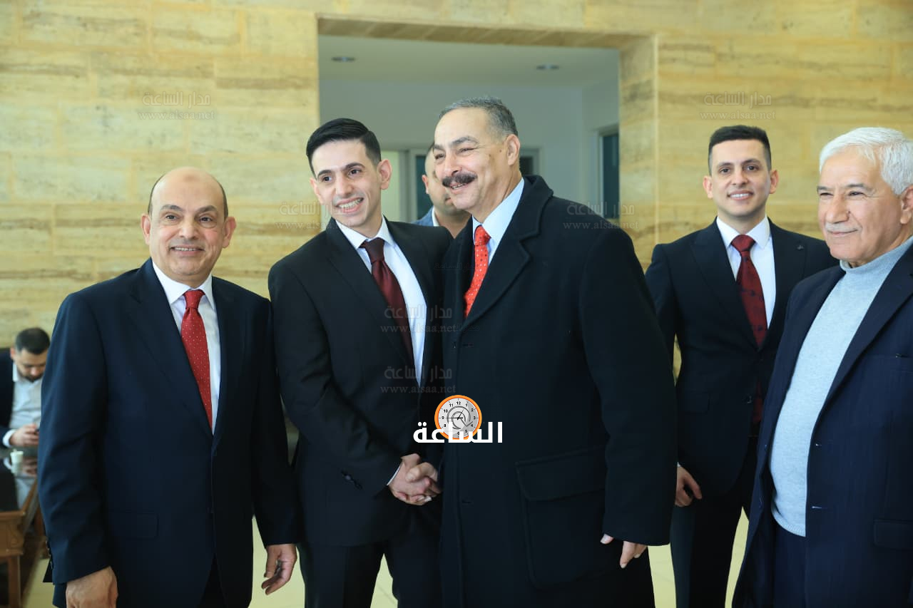 Madar Al-Saa Images 0.8001779552939118