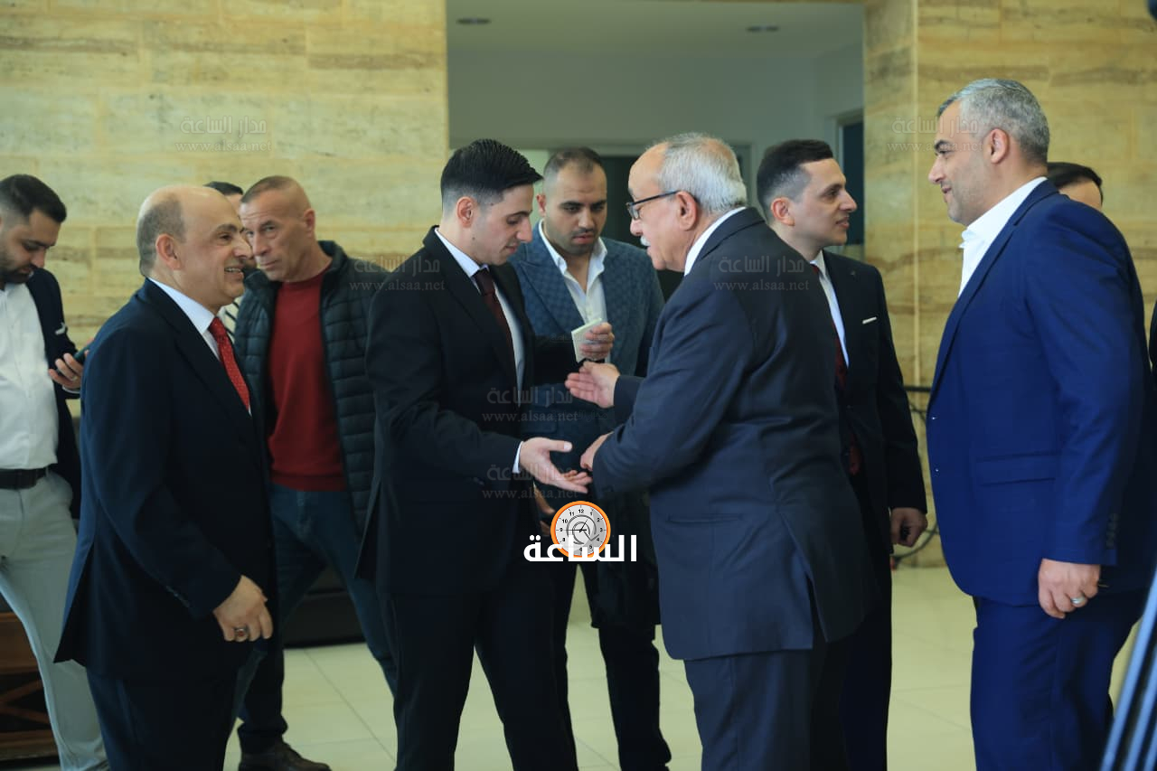 Madar Al-Saa Images 0.8952543884281968