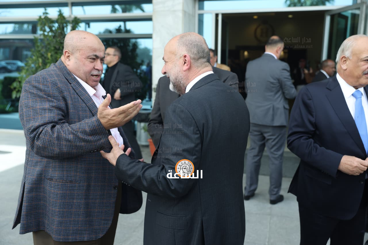 Madar Al-Saa Images 0.407188608866508