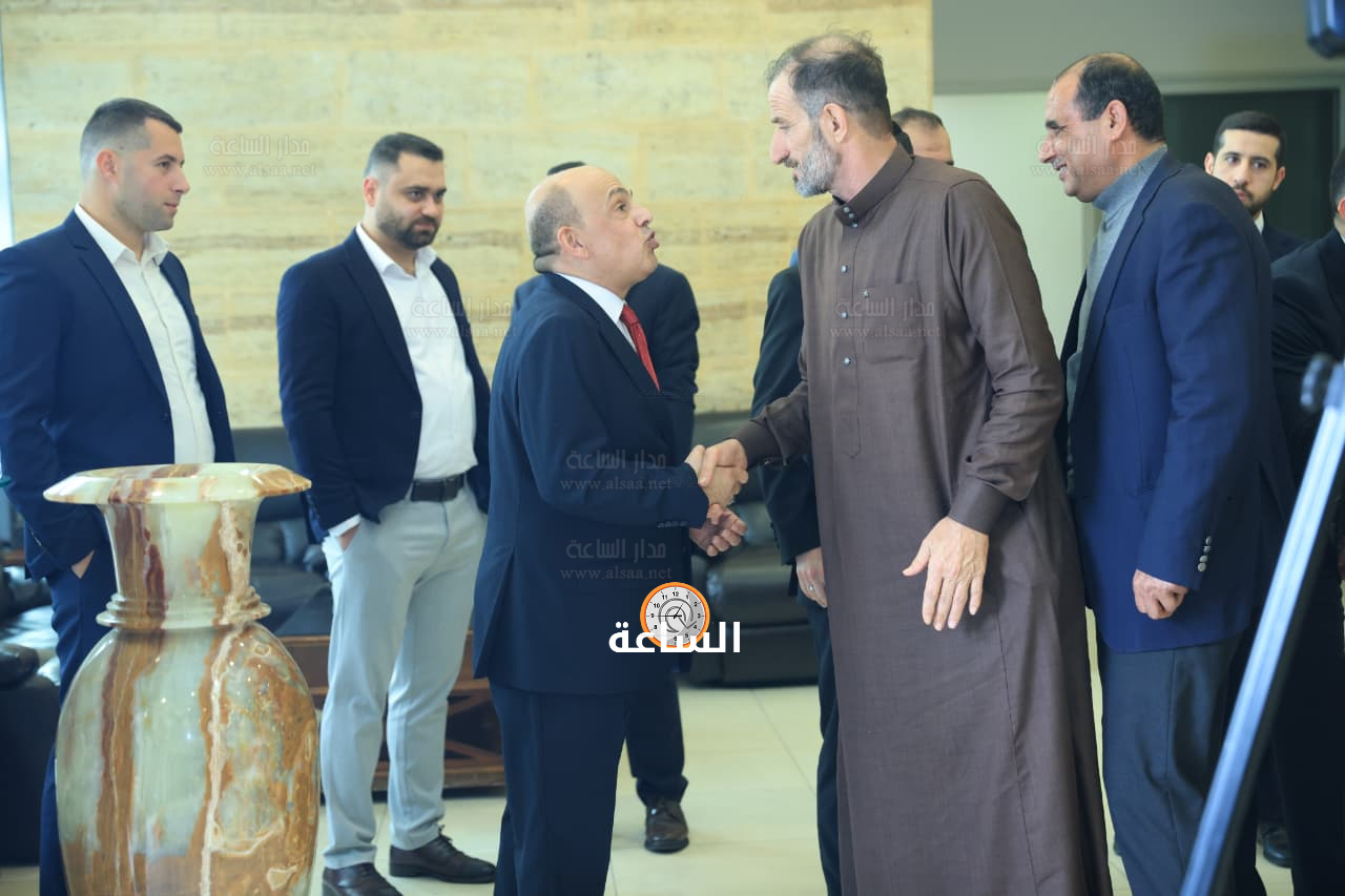 Madar Al-Saa Images 0.6204131469725268