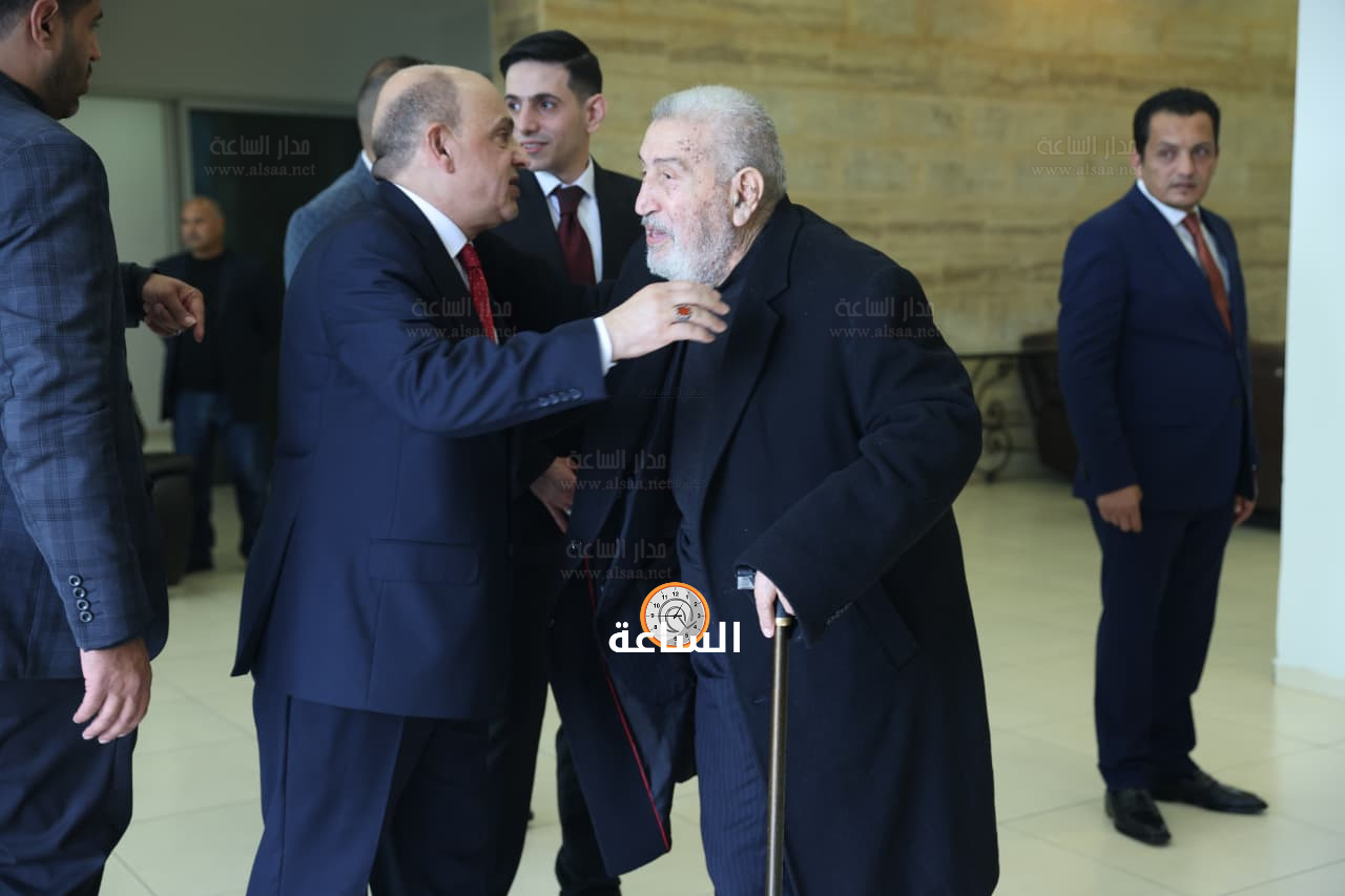 Madar Al-Saa Images 0.7463121968890201