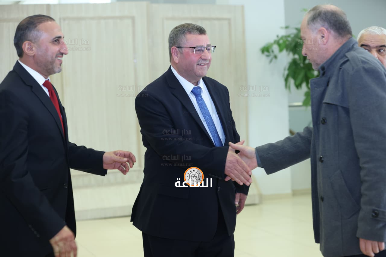 Madar Al-Saa Images 0.9218657216588497