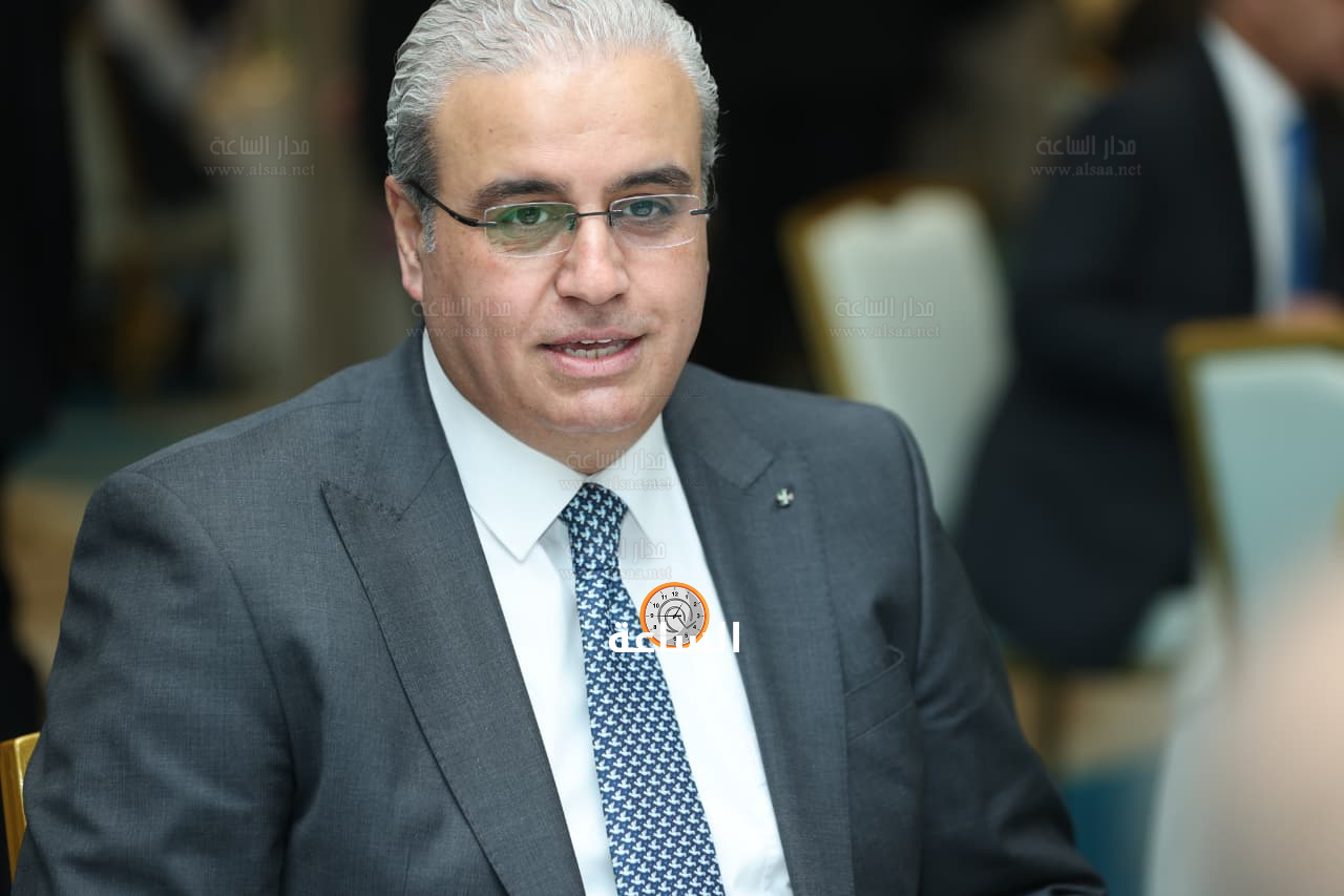 Madar Al-Saa Images 0.32642691878519303