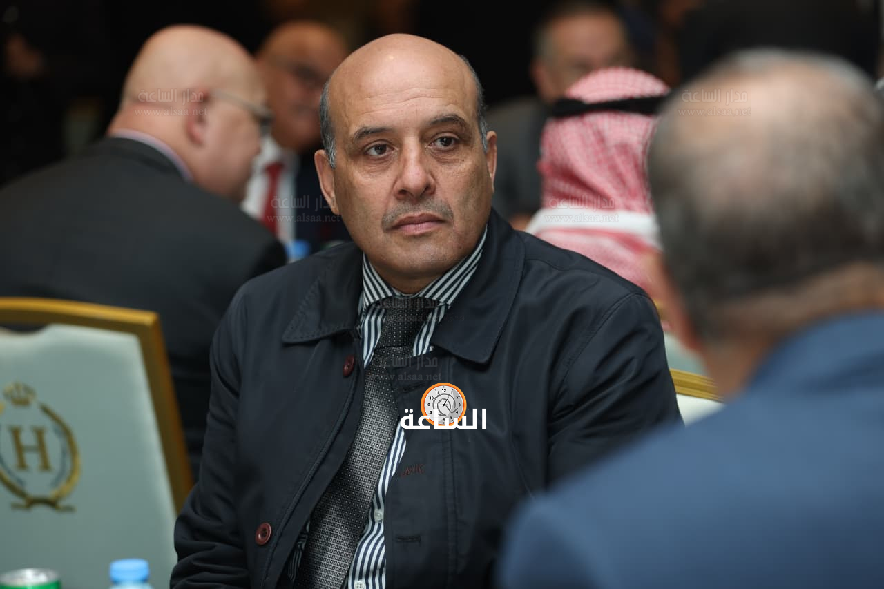 Madar Al-Saa Images 0.7651192825199593