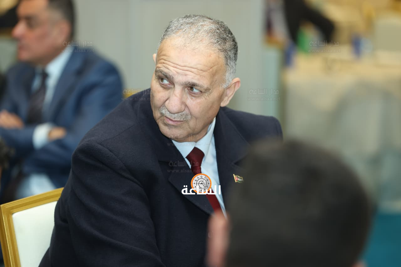 Madar Al-Saa Images 0.9825059170525609