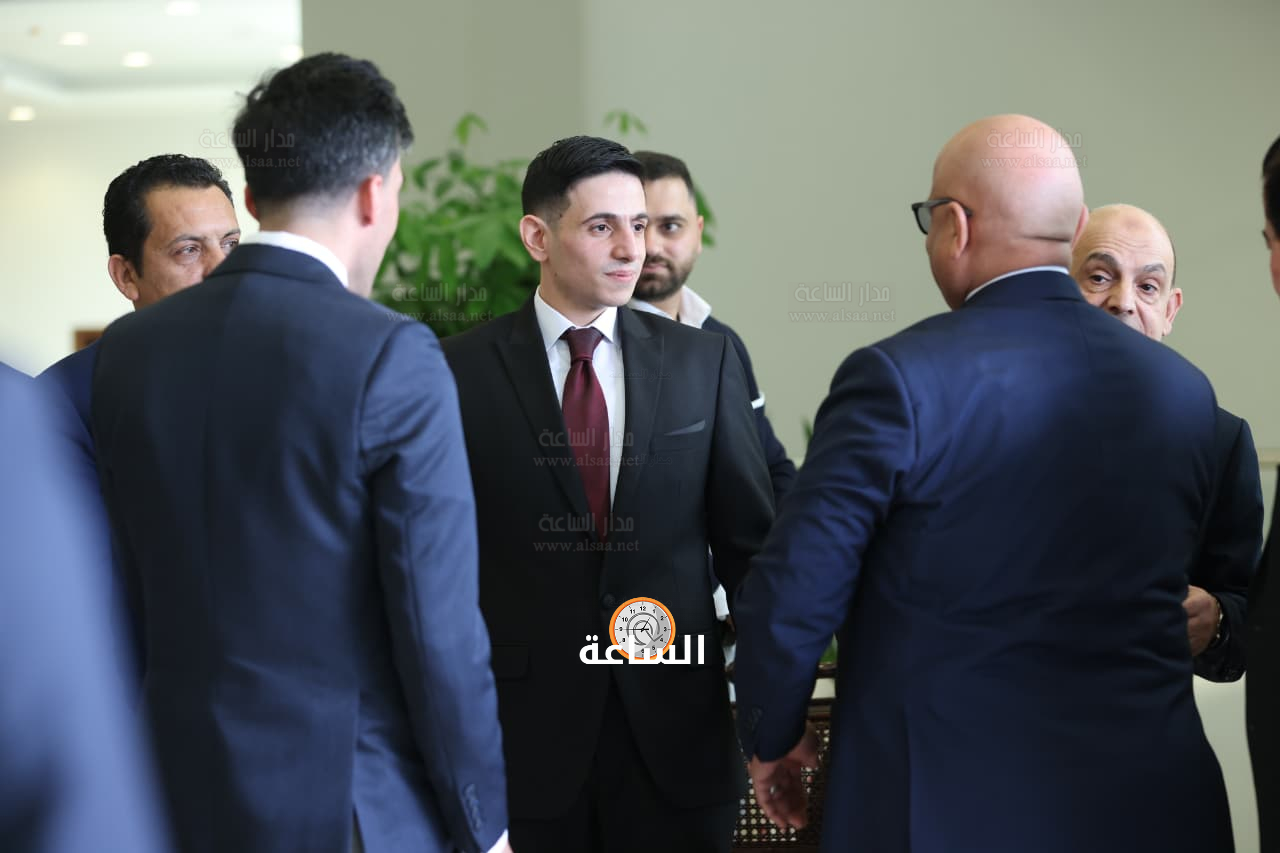 Madar Al-Saa Images 0.9190703200031588