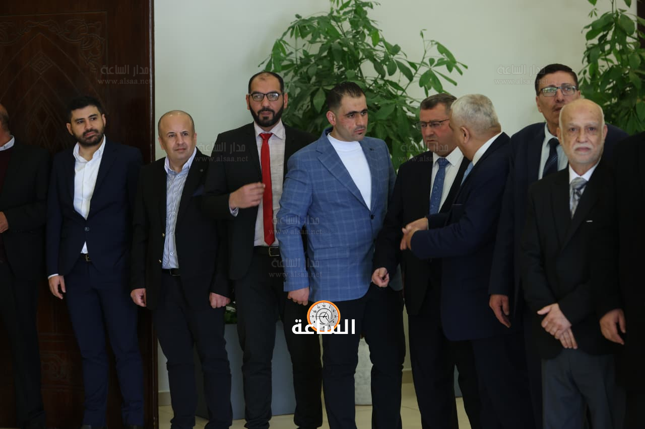 Madar Al-Saa Images 0.3372072740033184