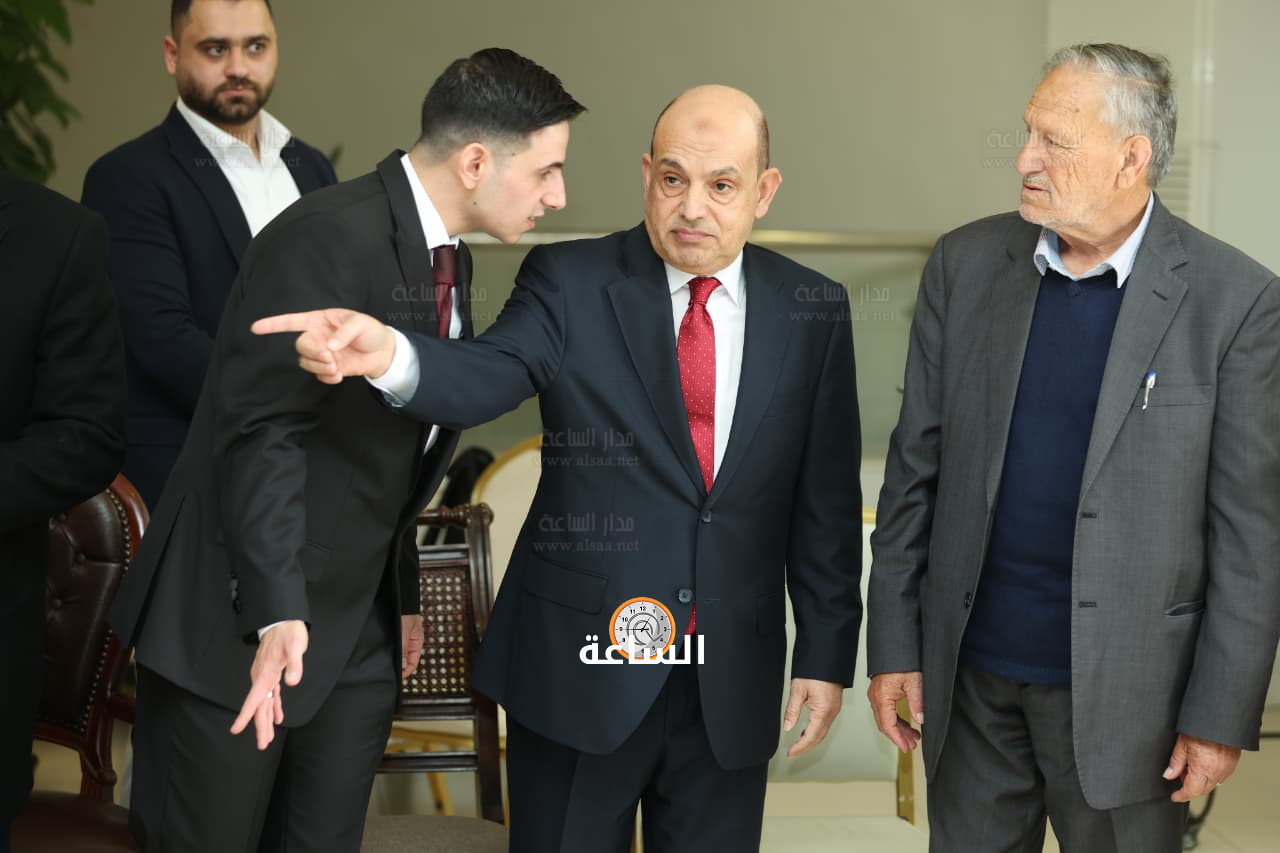 Madar Al-Saa Images 0.0739104520035272