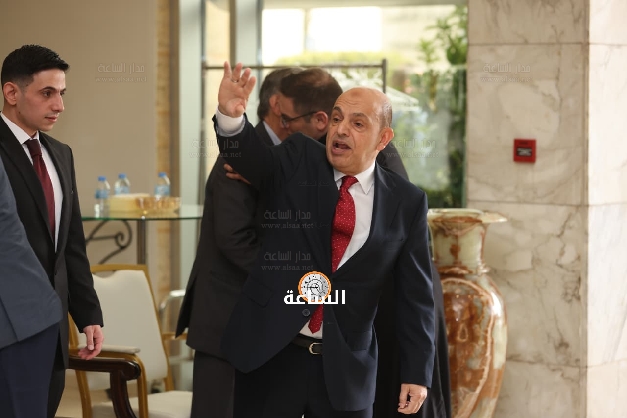 Madar Al-Saa Images 0.08274712024249131