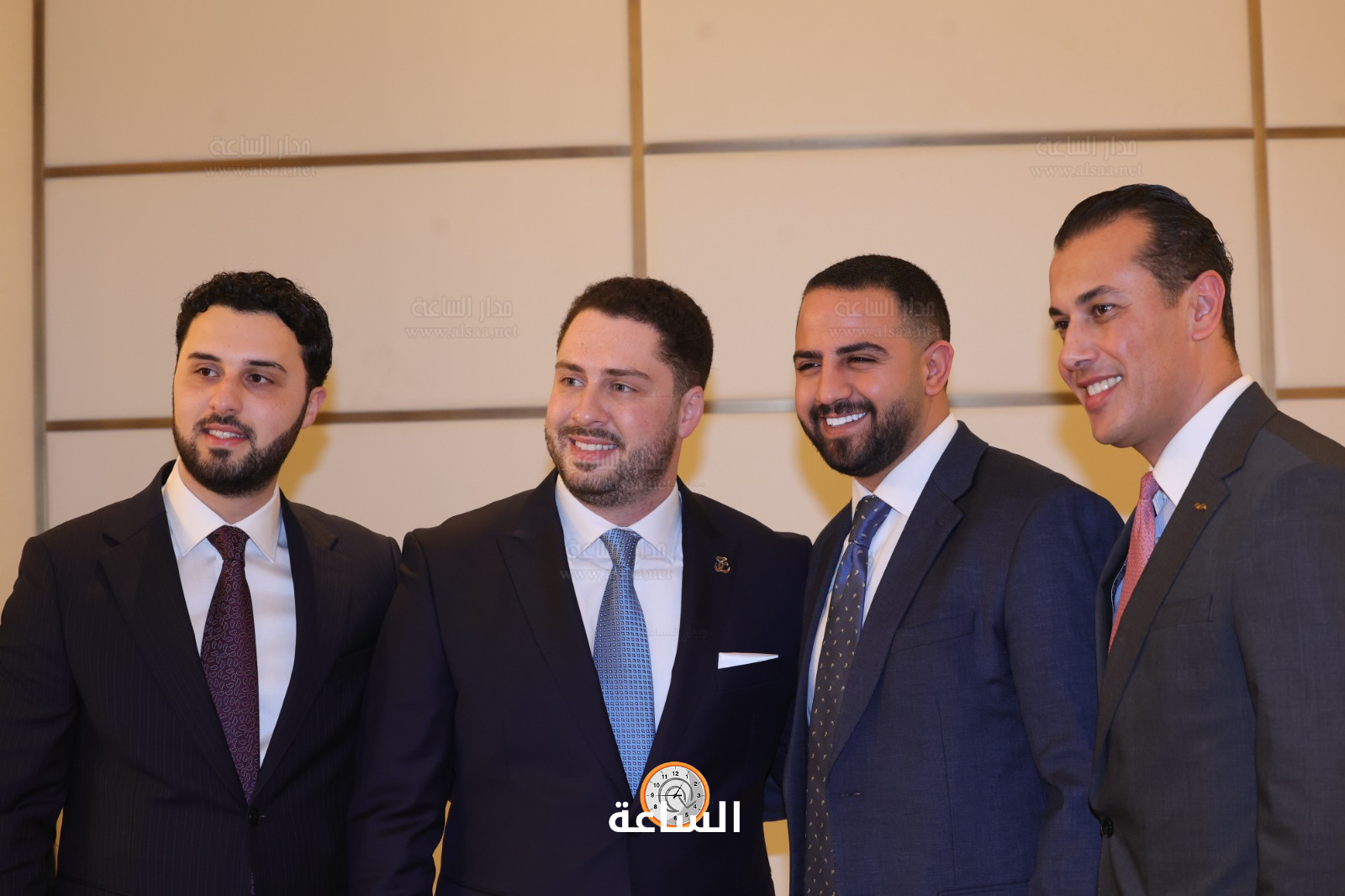 Madar Al-Saa Images 0.4321558192880327