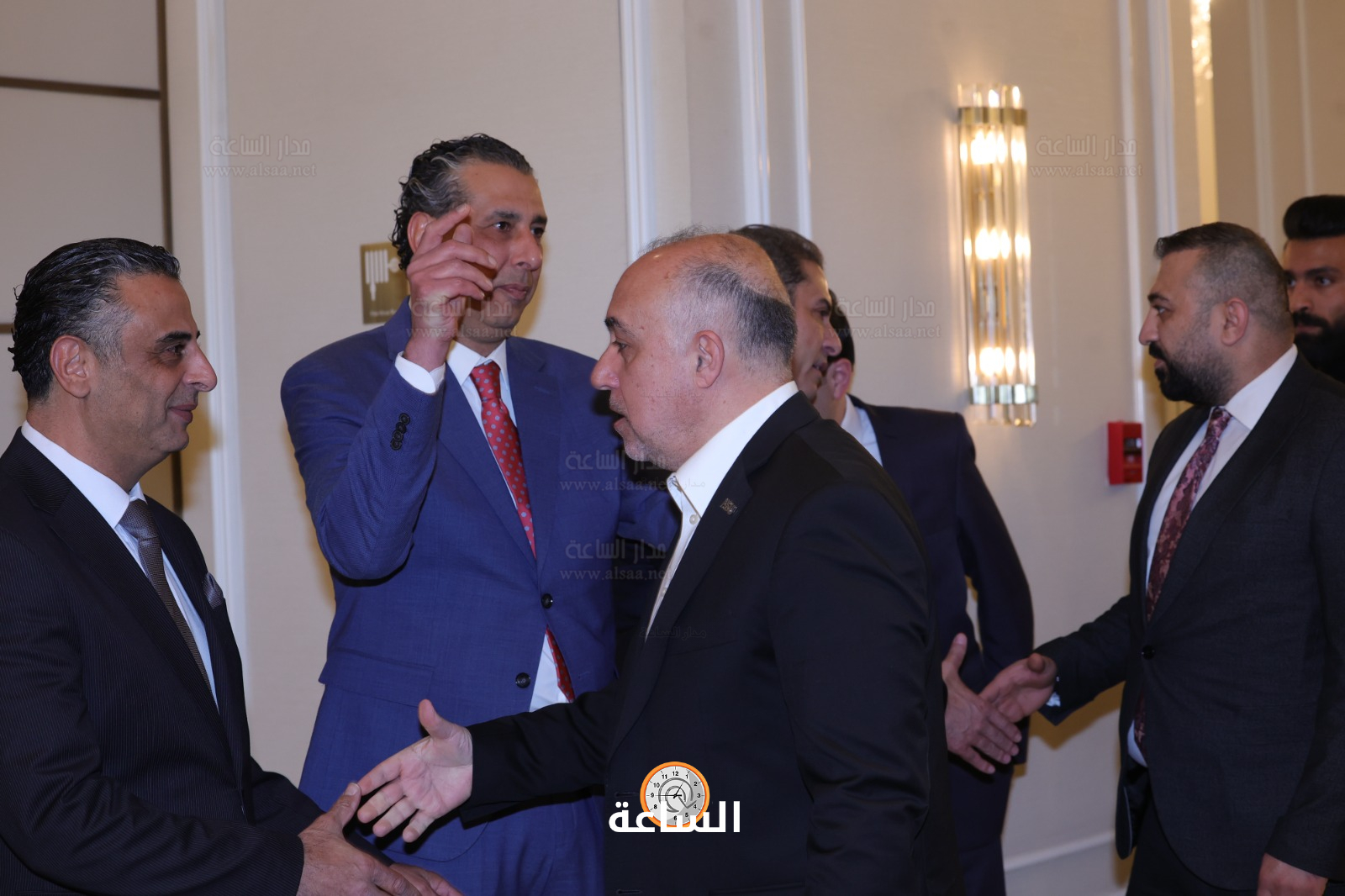 Madar Al-Saa Images 0.6606431225812176