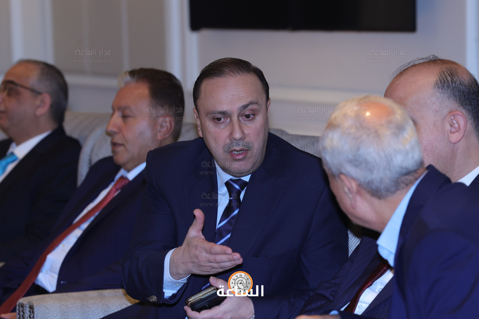 Madar Al-Saa Images 0.07509680141276431