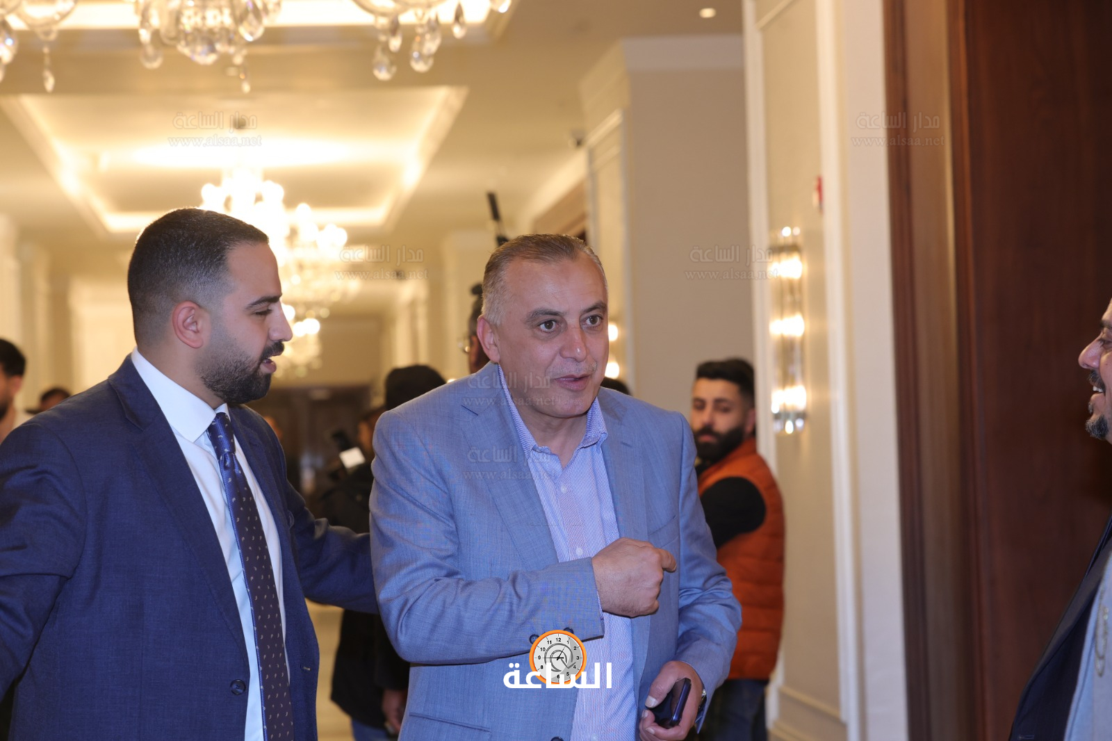 Madar Al-Saa Images 0.7605493541878399