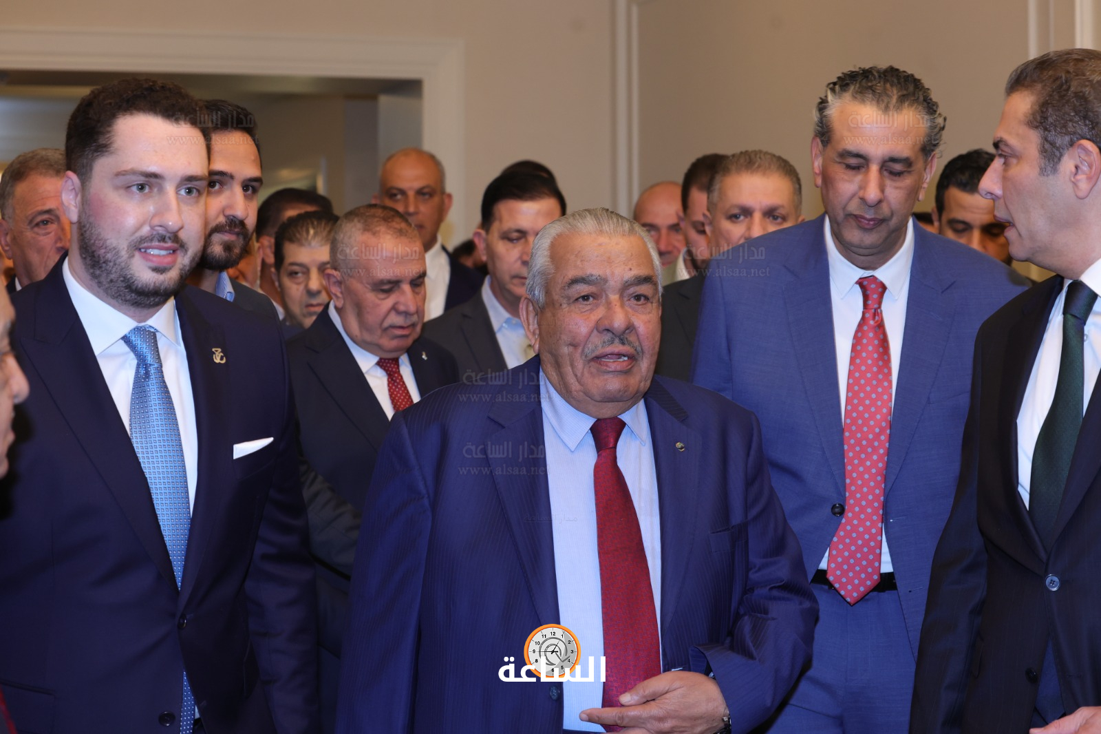 Madar Al-Saa Images 0.04387734759366235