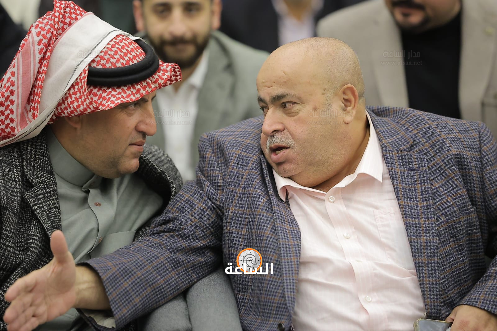 Madar Al-Saa Images 0.9453946292938896