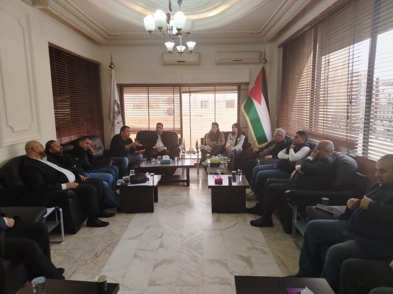 Madar Al-Saa Images 0.5638297644634714