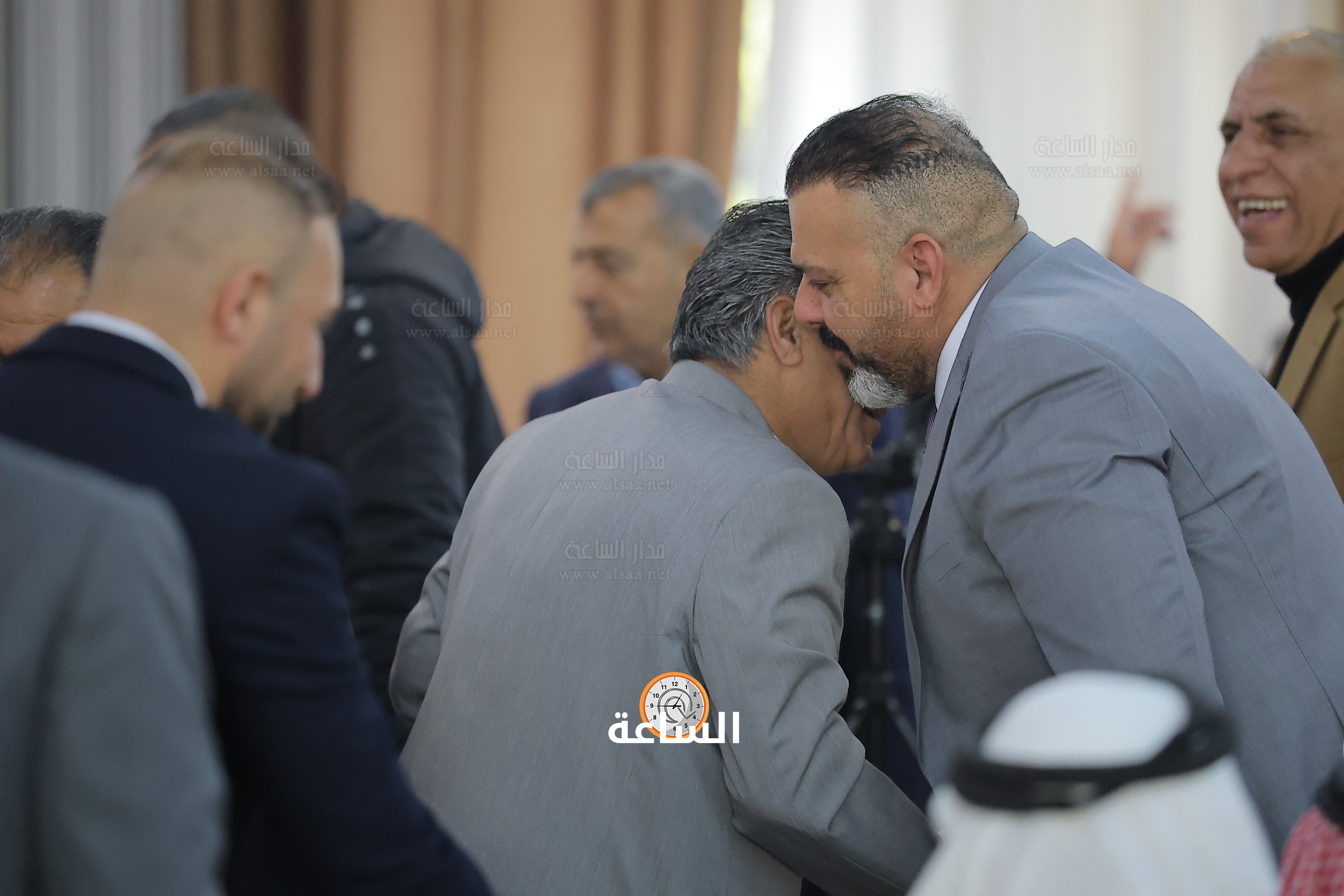 Madar Al-Saa Images 0.2723308856686777