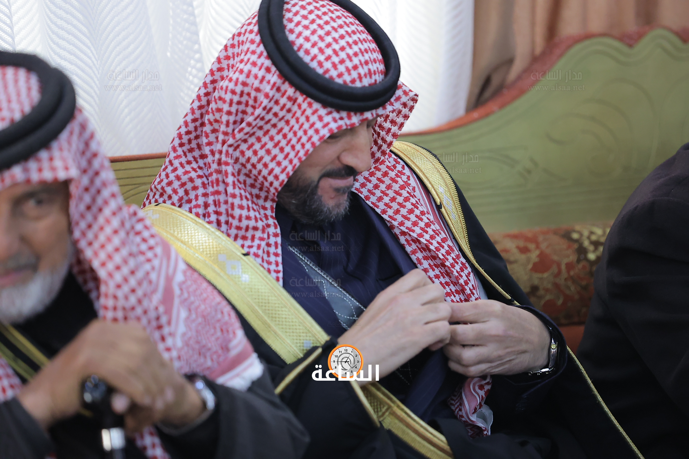 Madar Al-Saa Images 0.9349602301393007