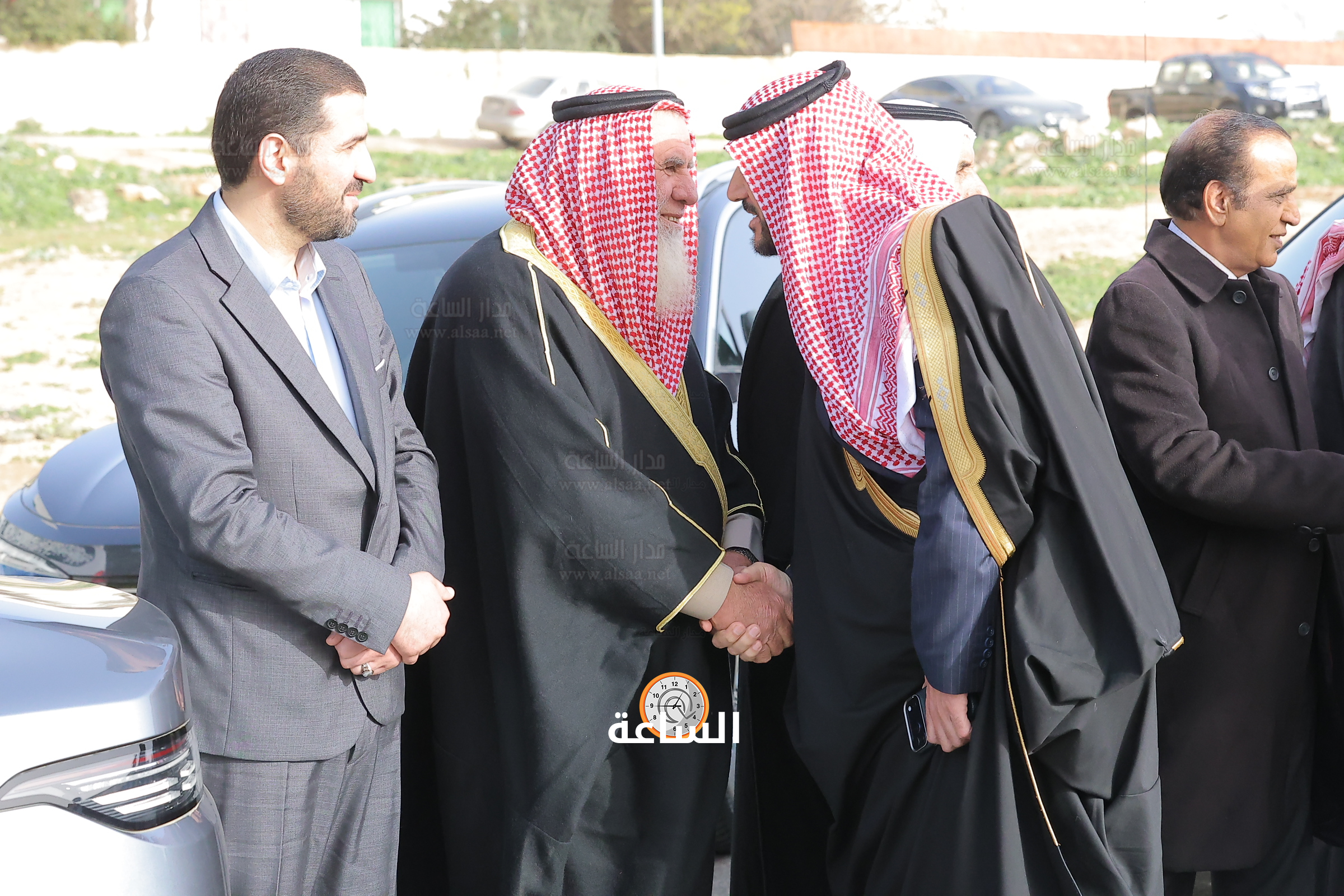 Madar Al-Saa Images 0.2624180307400593