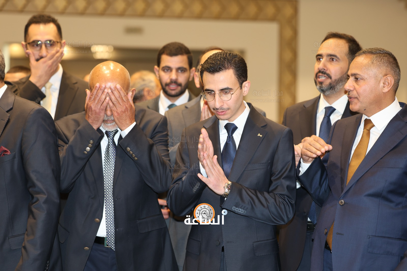 Madar Al-Saa Images 0.8991390936588461