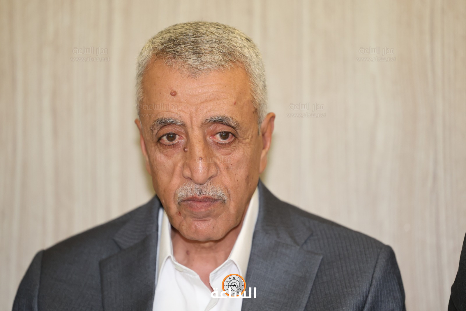 Madar Al-Saa Images 0.43174052885397973