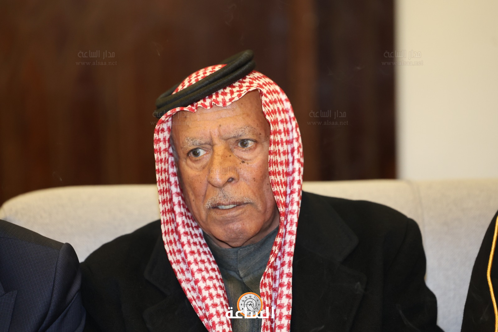 Madar Al-Saa Images 0.4422385514174193