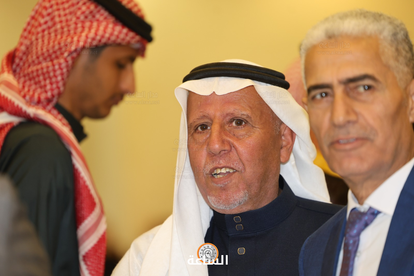 Madar Al-Saa Images 0.015792056110781827