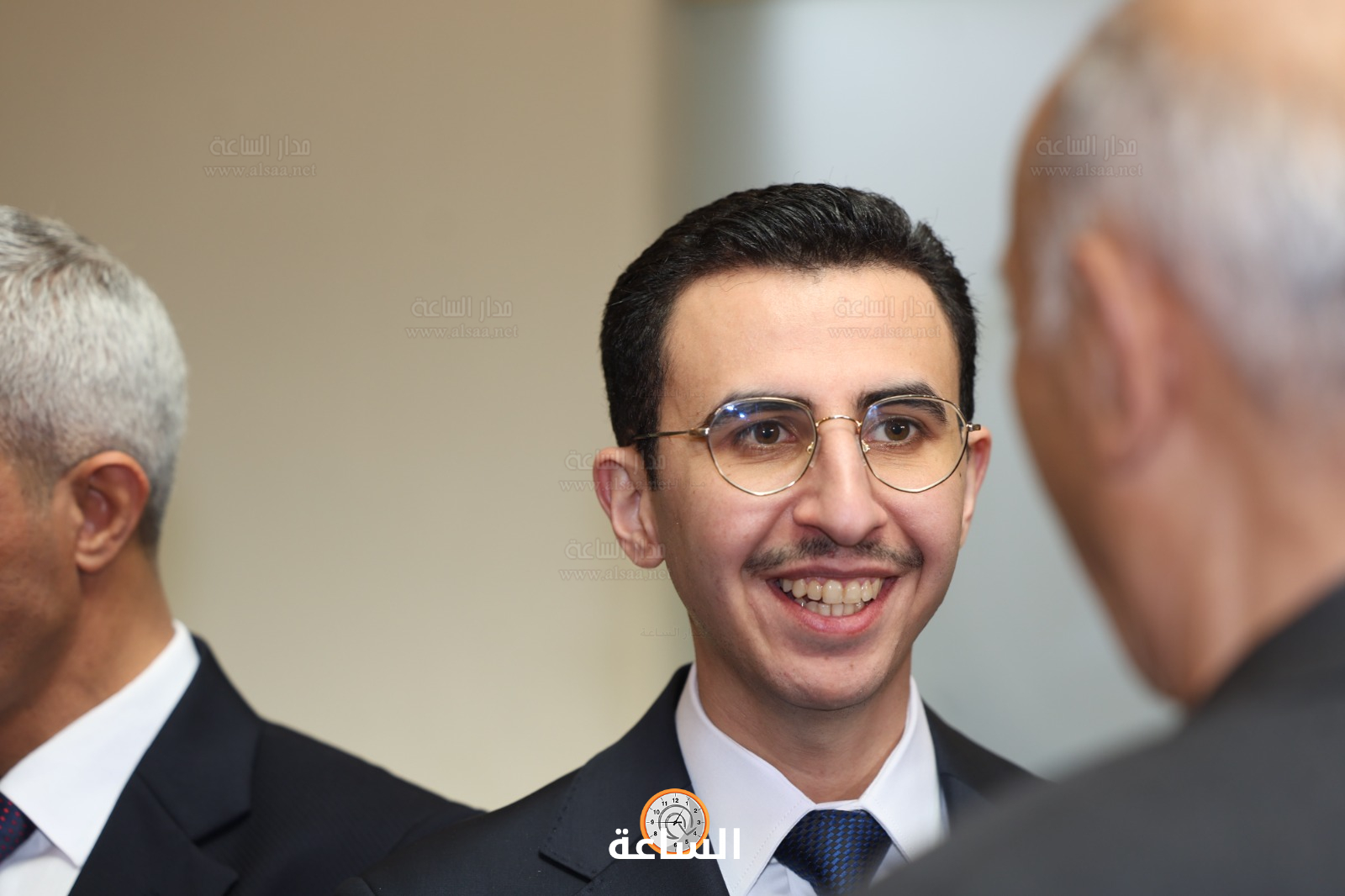 Madar Al-Saa Images 0.04287852399384984