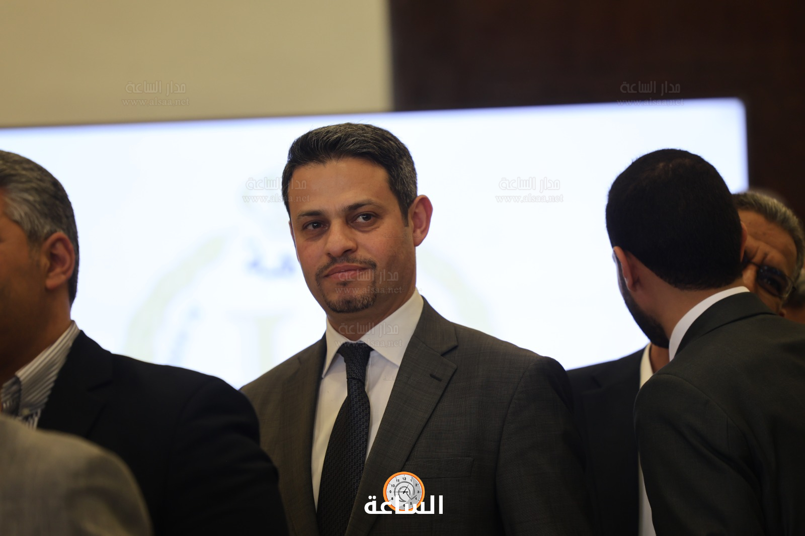 Madar Al-Saa Images 0.3441970245538195