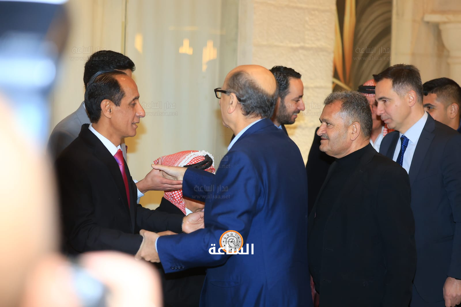 Madar Al-Saa Images 0.7960365127574089