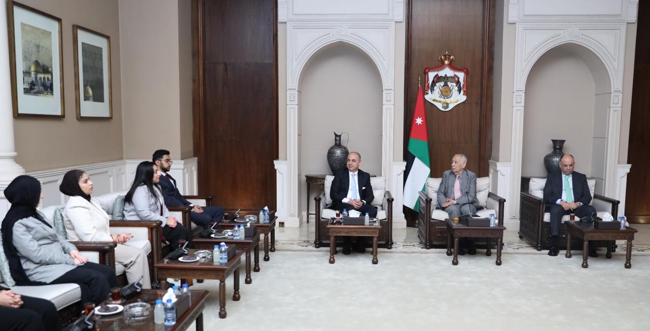 Madar Al-Saa Images 0.20516926247873246