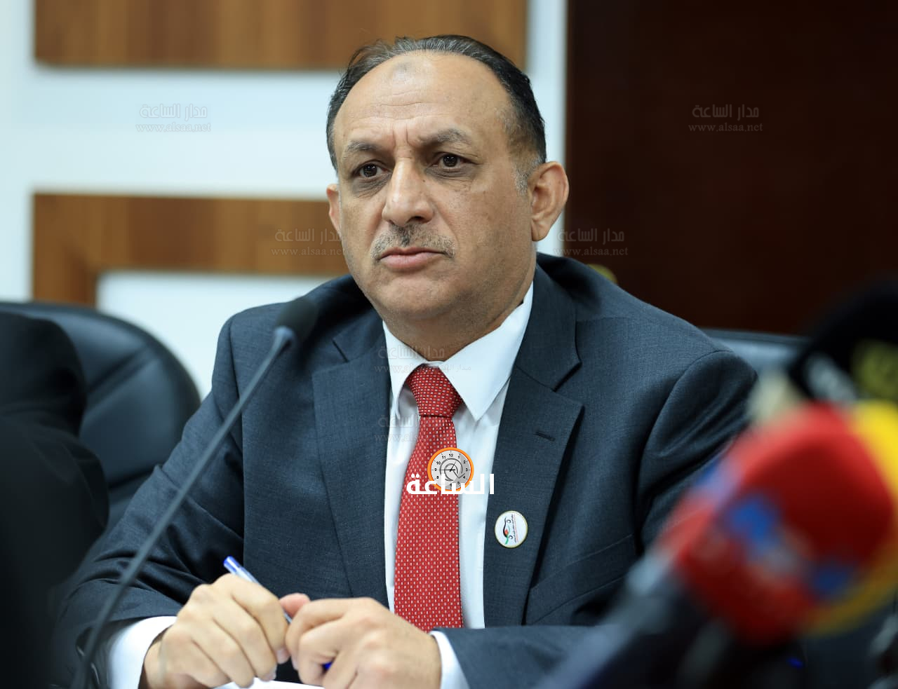 Madar Al-Saa Images 0.551294233755406