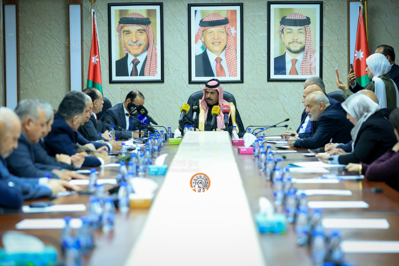 Madar Al-Saa Images 0.7170543301462748