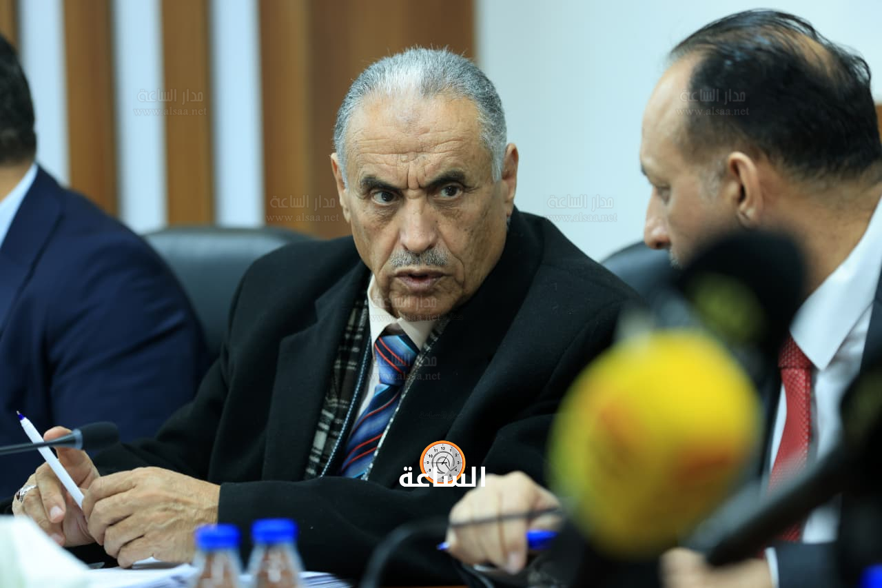 Madar Al-Saa Images 0.8330000944107524