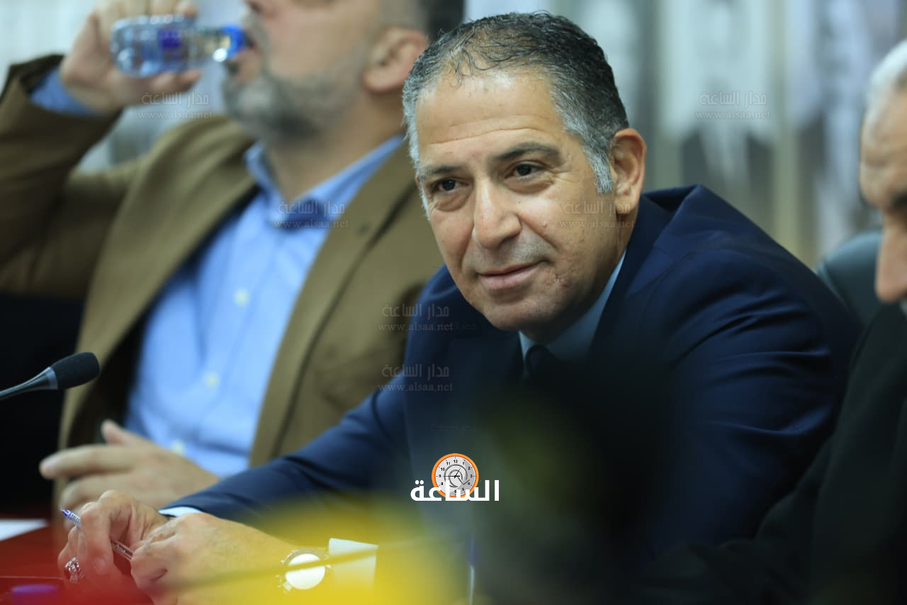 Madar Al-Saa Images 0.8241641148232687