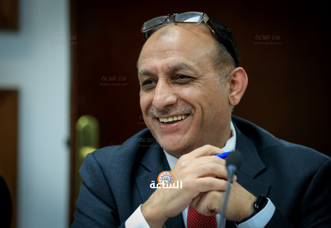 Madar Al-Saa Images 0.18019670002128396